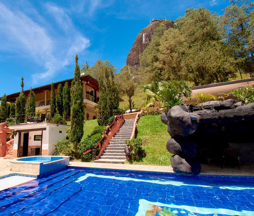 Mansion By Bernalo Hotels Guatapé Exteriér fotografie