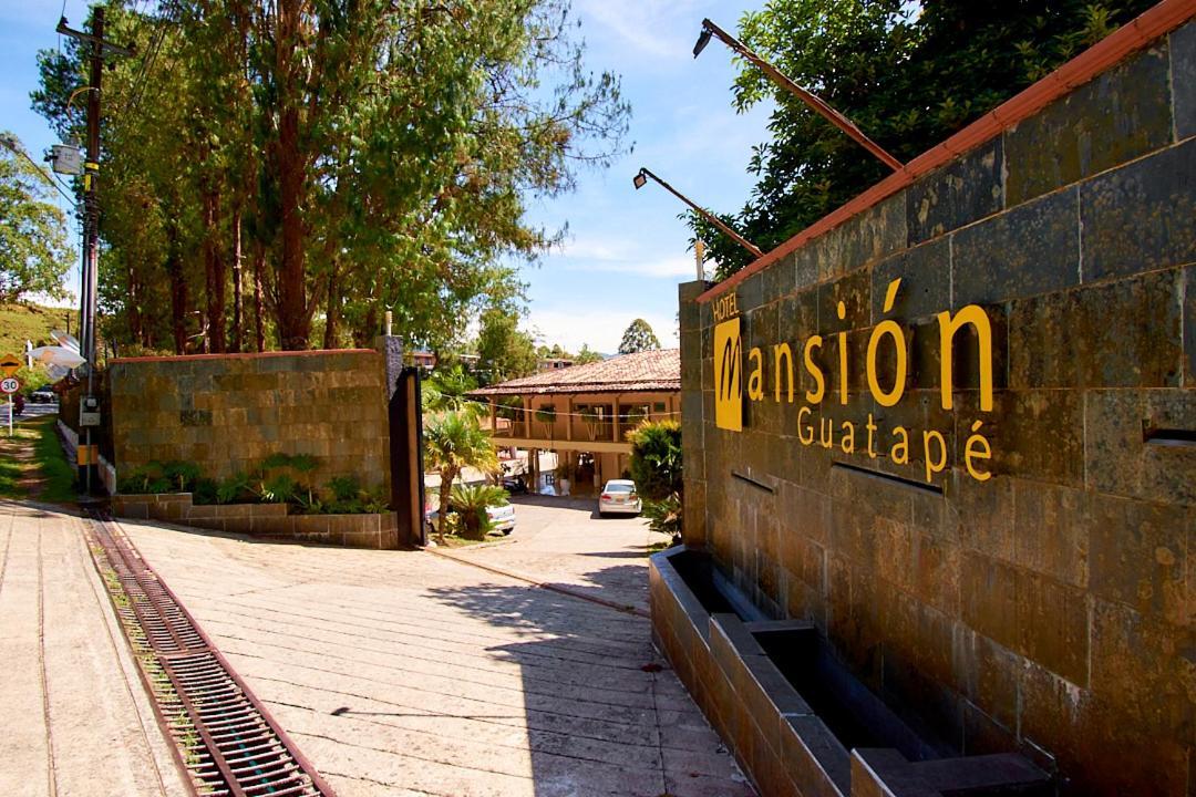 Mansion By Bernalo Hotels Guatapé Exteriér fotografie